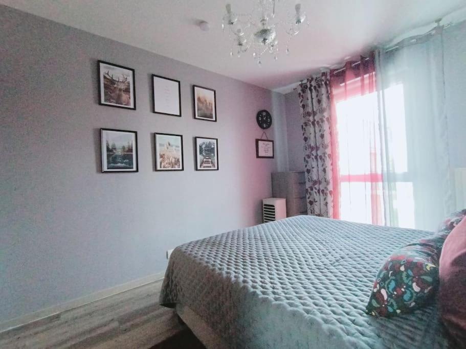 Appartement 4 Pieces - La Rose Des Yvelines - Classe 3 Etoiles Trappes Extérieur photo